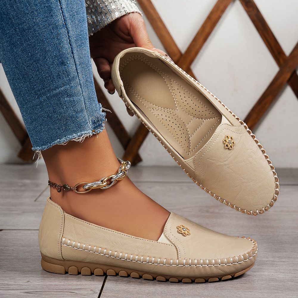 💥 Special Offer: 50–60% Off 💥 Lightweight, non-slip, breathable orthopedic leather shoes for women. ⚡ Discount is automatically applied at checkout – no discount code required.