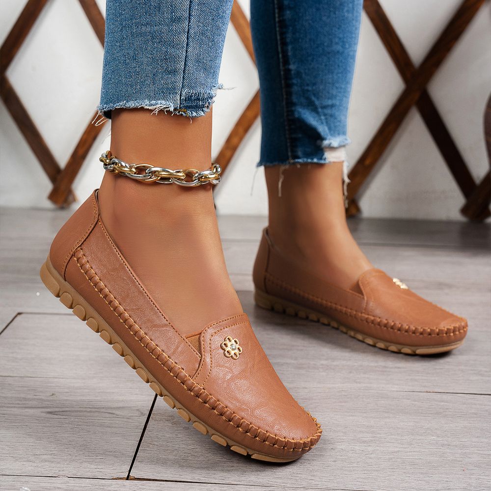 💥 Special Offer: 50–60% Off 💥 Lightweight, non-slip, breathable orthopedic leather shoes for women. ⚡ Discount is automatically applied at checkout – no discount code required.