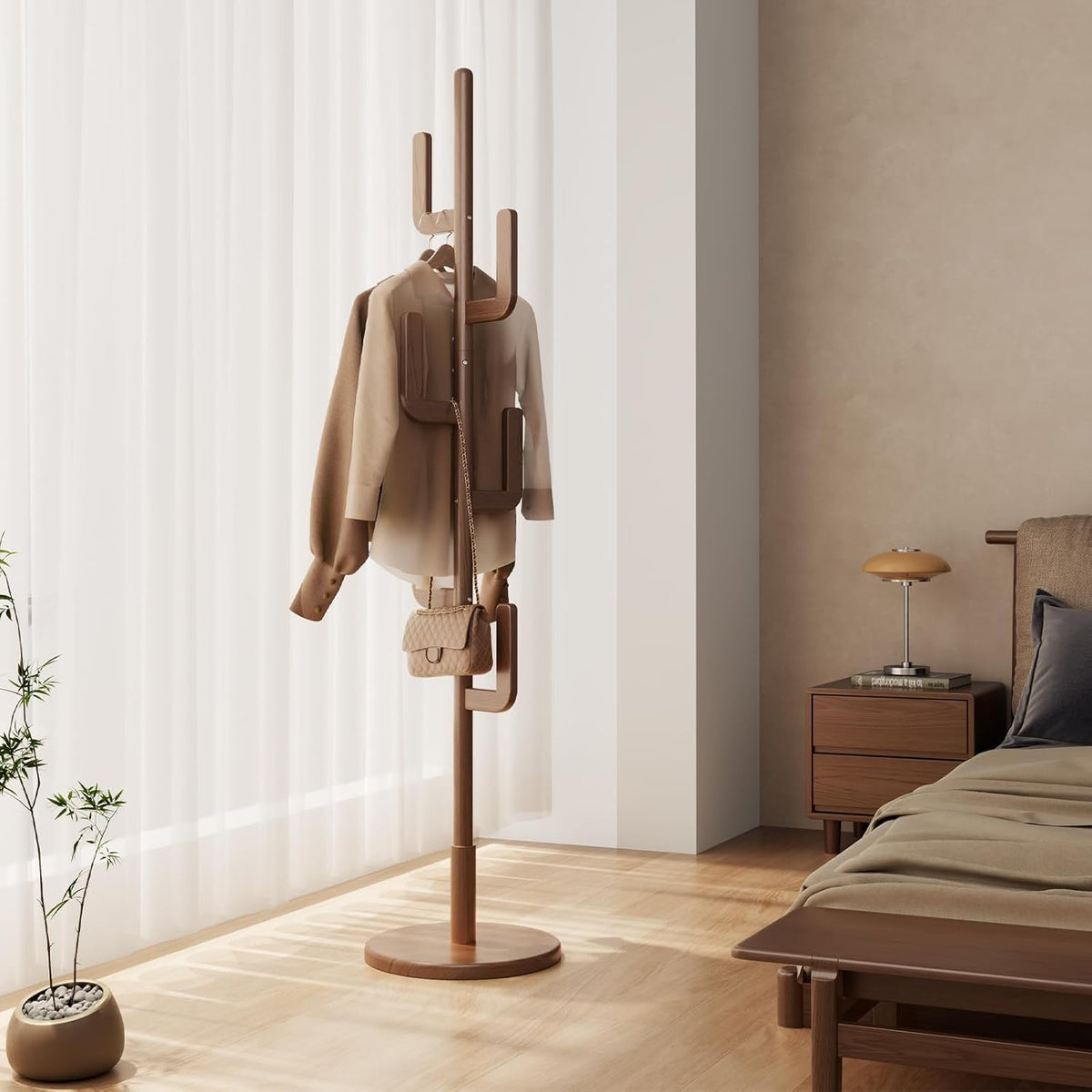 Solid Wood Cactus Coat Rack, Freestanding Coat Rack With 6 L-Shaped Hooks and 3 Adjustable Sizes, Coat Tree for Bedroom, Entryway, Livingroom, Coat Hanger Stand for Coats, Handbags (Walnut)